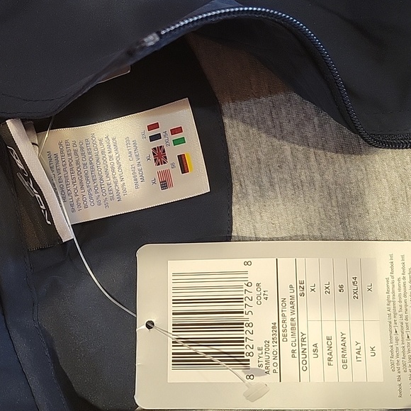 Reebok Activewear 2 piece set. Size XL. New with tags. - Picture 5 of 7